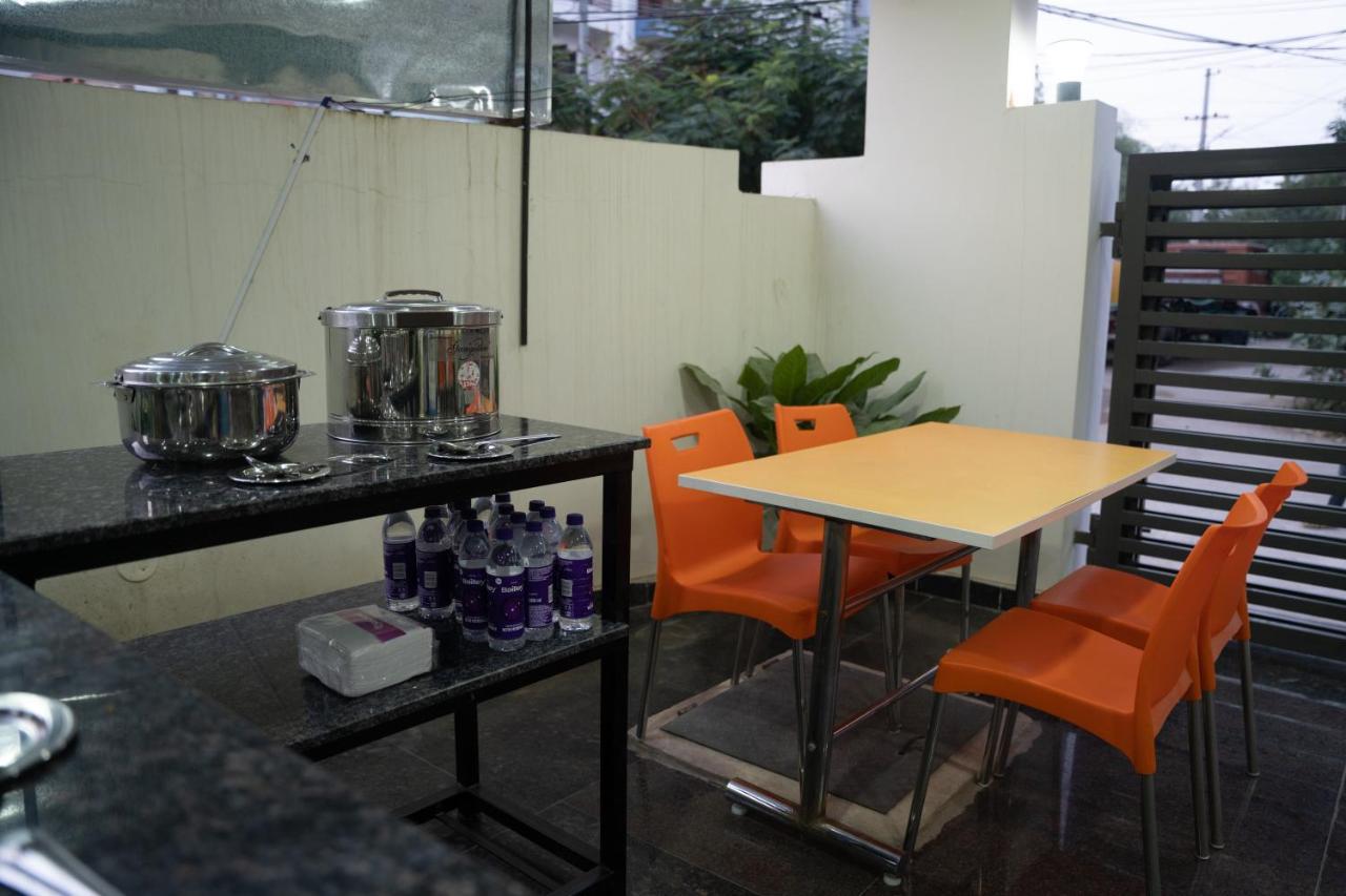 Yellow Bells Gachibowli 3* Hyderabad